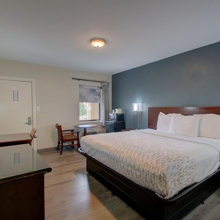 Budget Inn Falls Church Zewnętrze zdjęcie
