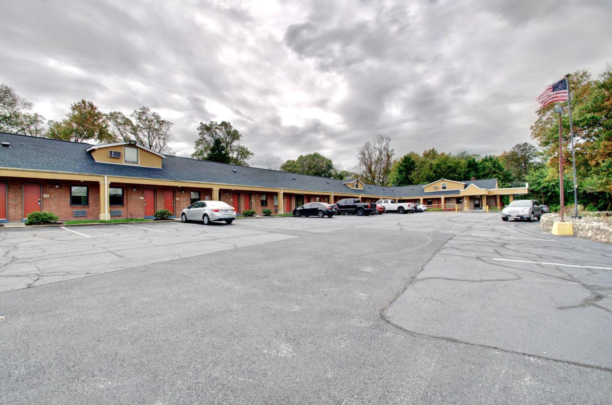 Budget Inn Falls Church Zewnętrze zdjęcie