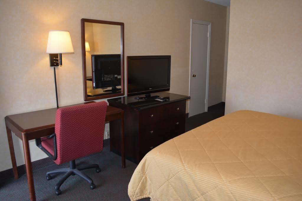 Budget Inn Falls Church Zewnętrze zdjęcie
